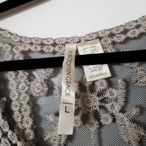 New, never with beautiful romantic lace top